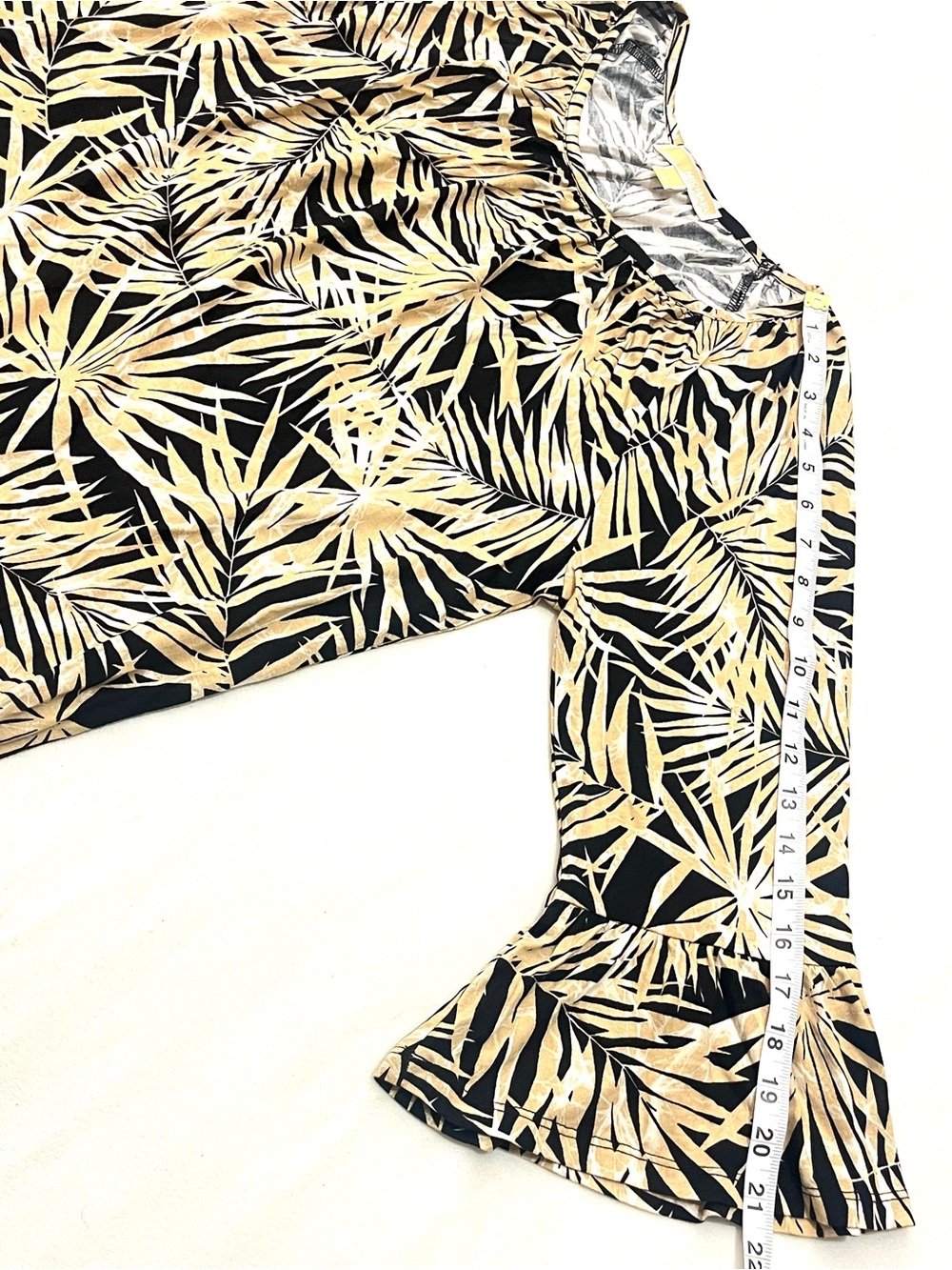 Michael Kors Women's Black and Tan Fall Palm-Leaf Print Bell-Sleeve Top Large - Picture 9 of 16
